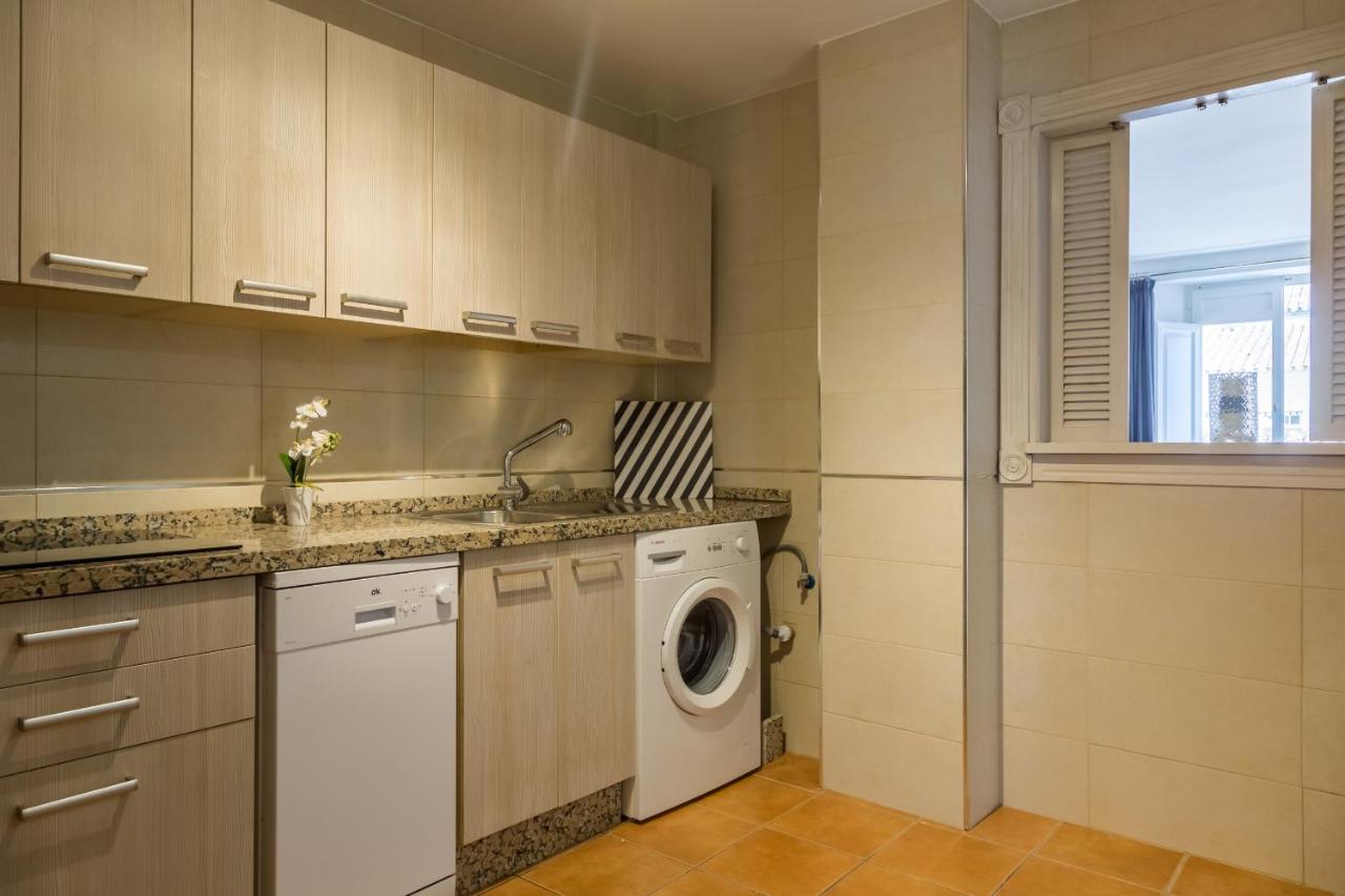 Urbe10 Plaza De La Merced 1 Bedroom Apartment Málaga Buitenkant foto