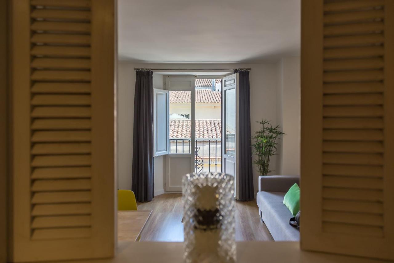 Urbe10 Plaza De La Merced 1 Bedroom Apartment Málaga Buitenkant foto