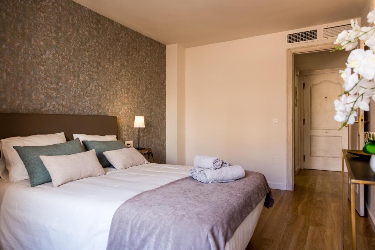 Urbe10 Plaza De La Merced 1 Bedroom Apartment Málaga Buitenkant foto